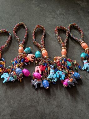Pier 1 Multicolor Beaded Elephant Napkin Rings - Turquoise, Pink, Blue